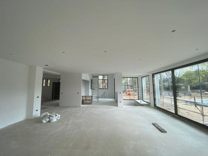 pomieszczenie po szpachlowaniu